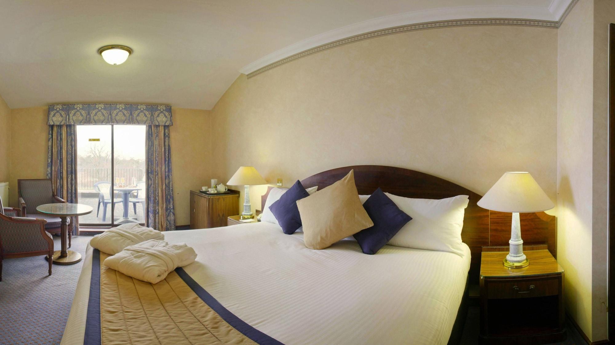Copthorne Effingham Gatwick Hotel Eksteriør billede