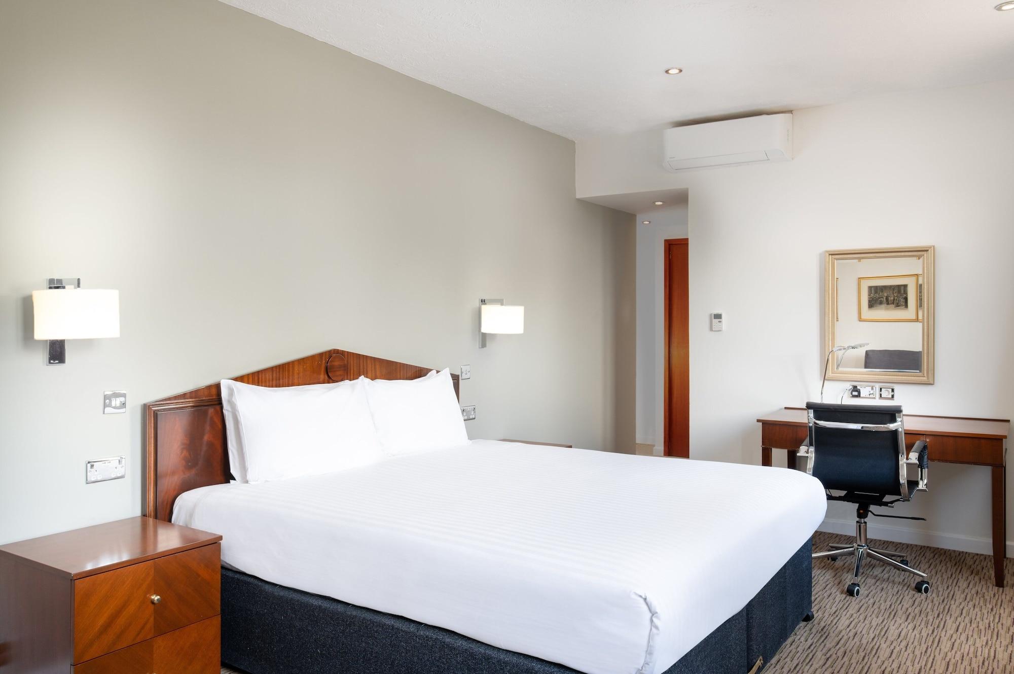 Copthorne Effingham Gatwick Hotel Eksteriør billede
